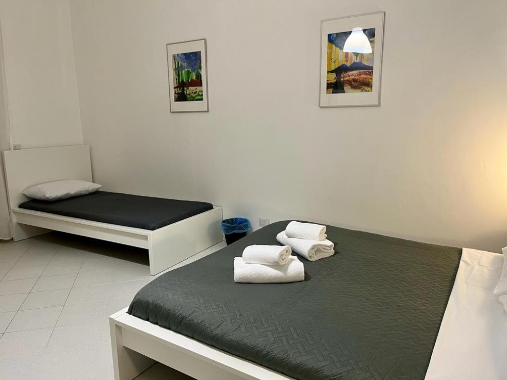 Pop Santa Chiara Bed & Breakfast Naples Exterior photo